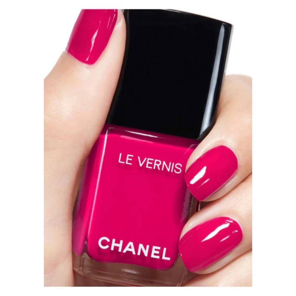 CHANEL Le Vernis Nail Colour - Camelia 506